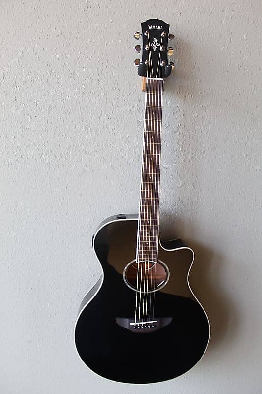 Акустическая гитара Brand New Yamaha APX600 Acoustic/Electric Guitar with Gig Bag - Black акустическая гитара brand new yamaha apx600 acoustic electric guitar with gig bag natural