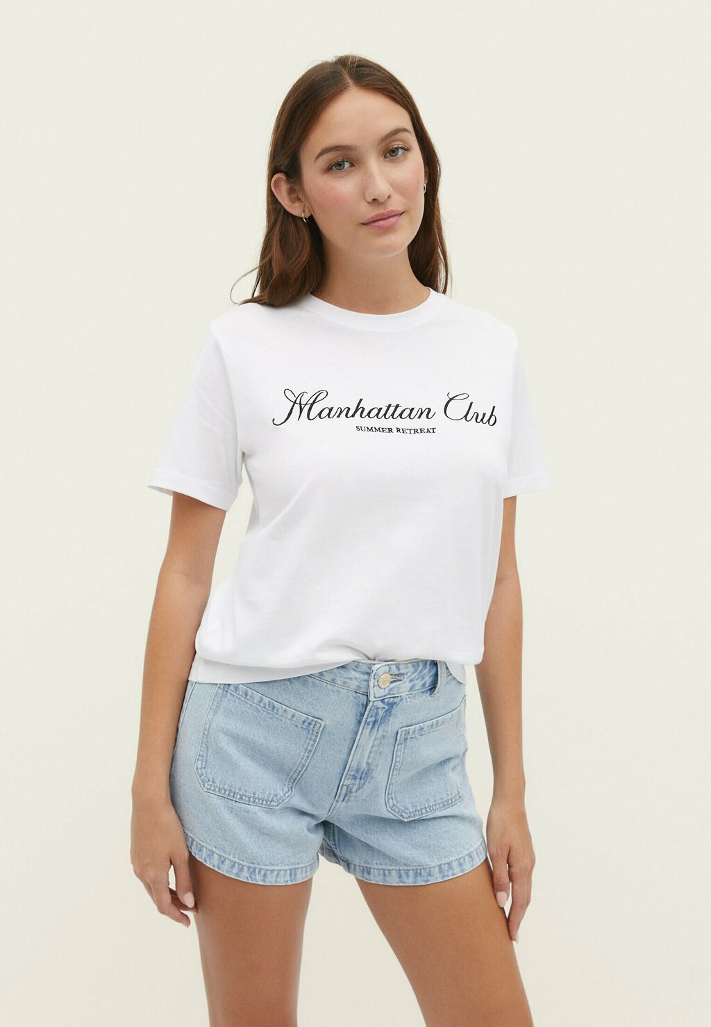 

Футболка с принтом Stradivarius, белый