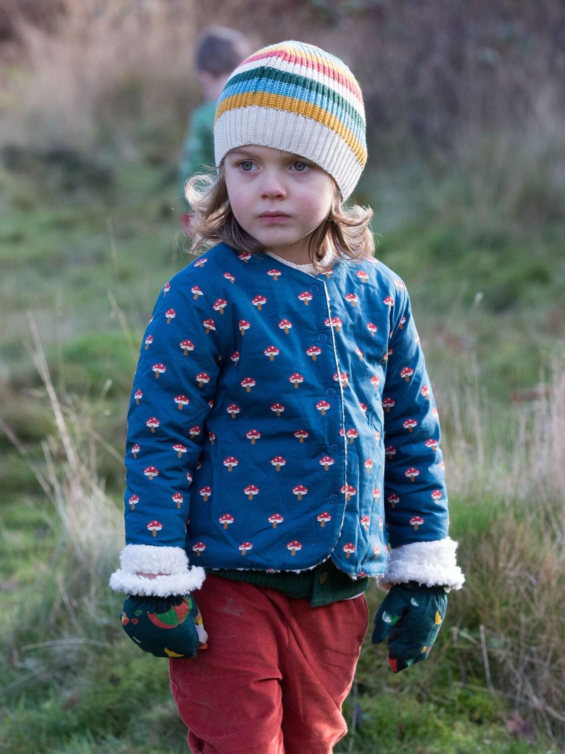

Двусторонняя уютная флисовая куртка из шерпа Little Green Radicals Kids' Toadstools, синяя