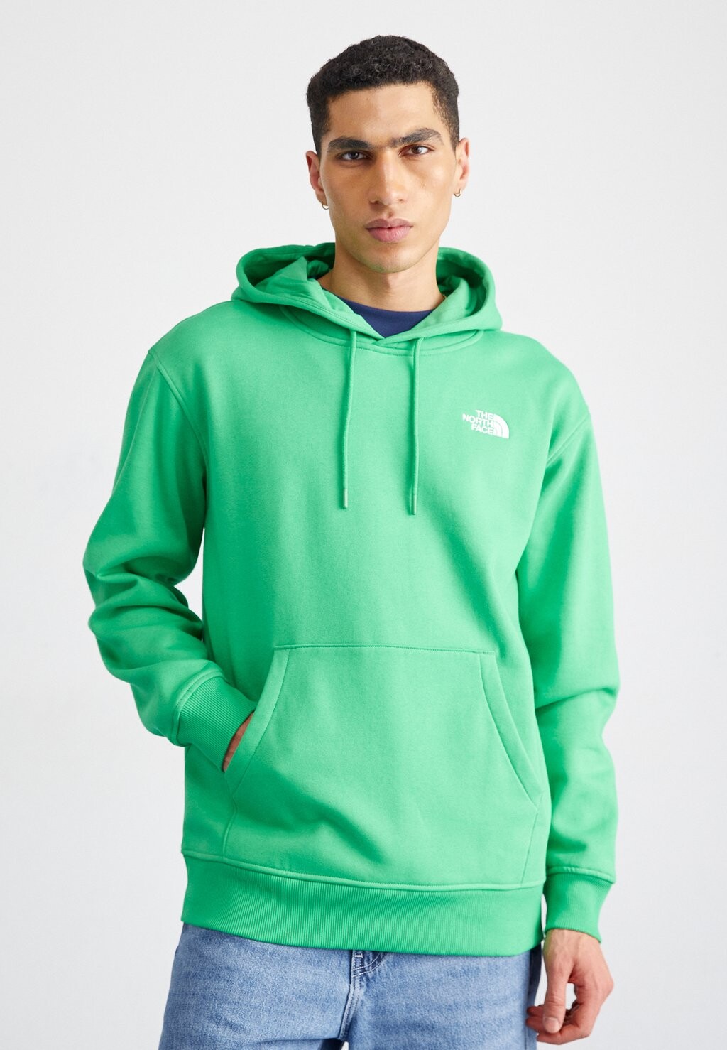 

Толстовка ESSENTIAL HOODIE The North Face, цвет optic emerald