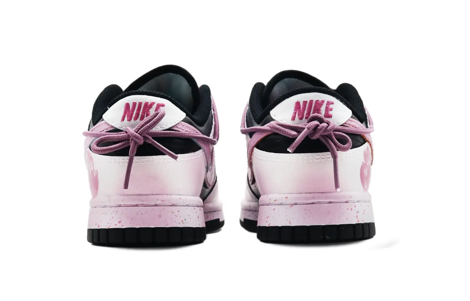 

Женские кроссовки для скейтбординга Nike Dunk, White