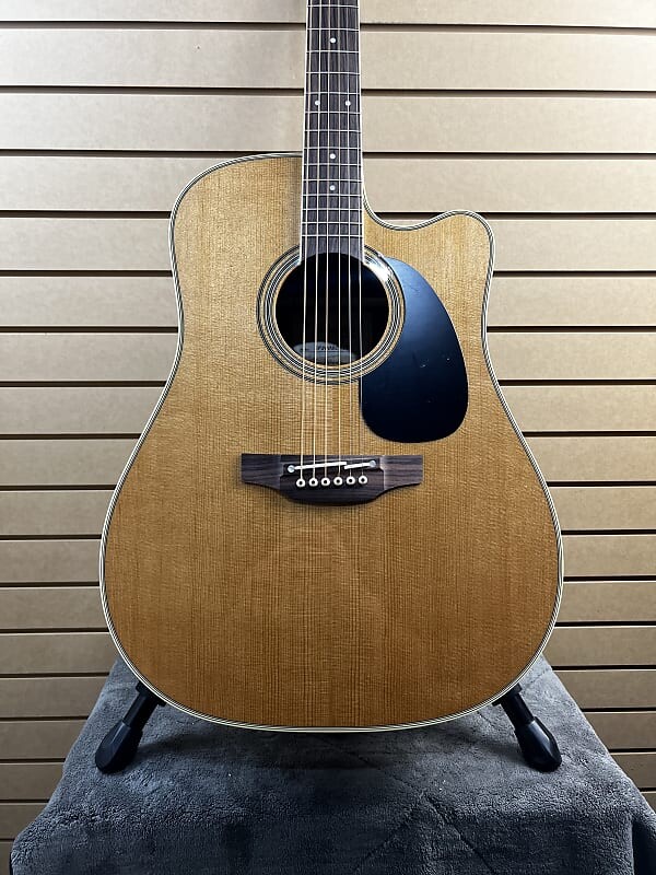 

Акустическая гитара Takamine EF360SC-TT Dreadnought Acoustic-Electric Guitar - Natural w/OHSC & PLEK*D #787
