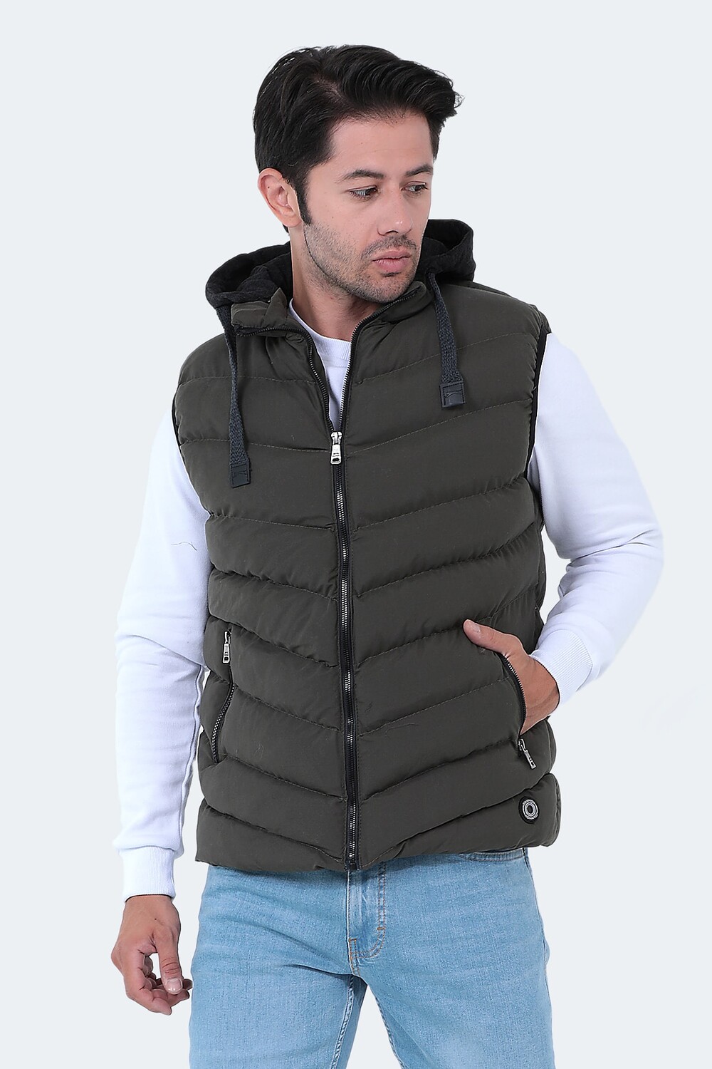 

Мужской жилет Hammer I цвета хаки Slazenger