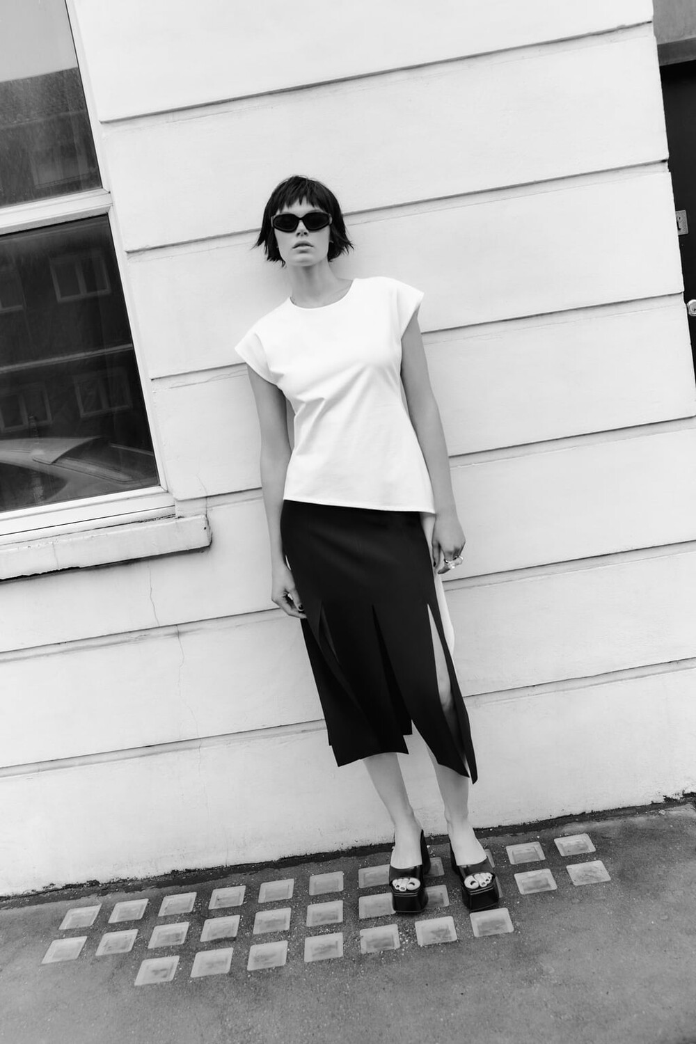 

Футболка с боковым узлом ZARA, белый