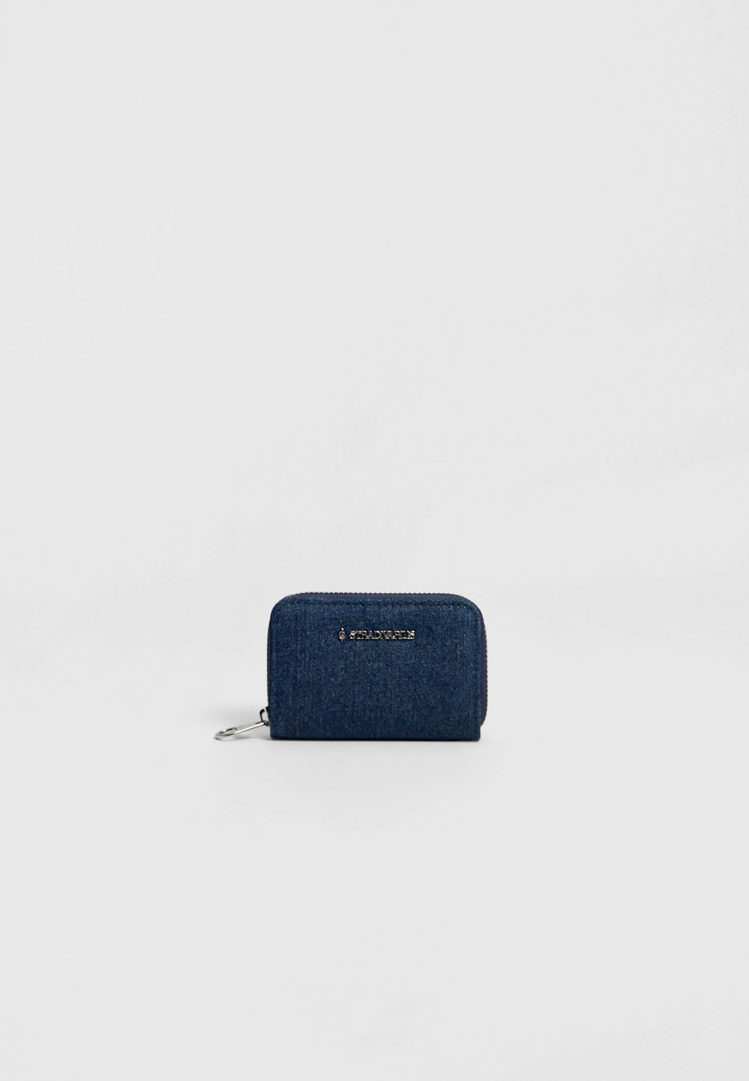 

Джинсовый кошелек Stradivarius, синий
