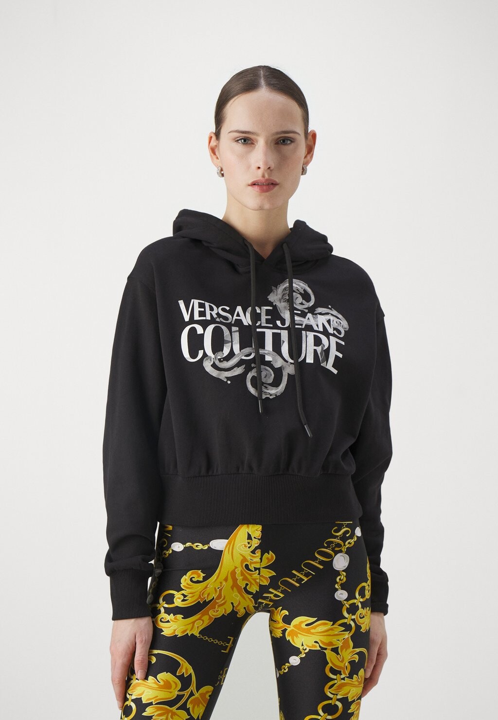 

Толстовка LOGO WATERCOLOR Versace Jeans Couture, черный