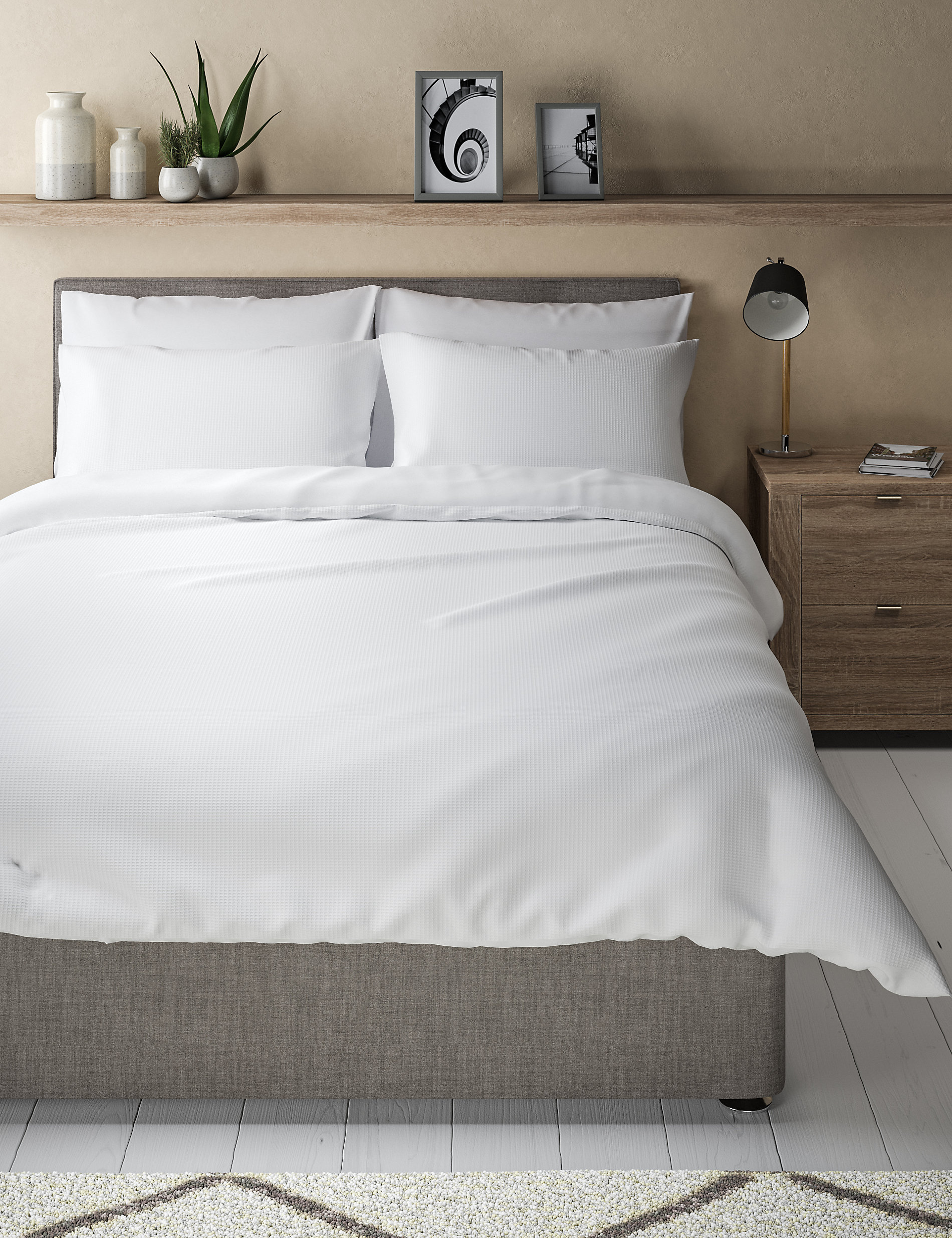 Комплект постельного белья из чистого хлопка с вафельным рисунком Marks & Spencer, белый