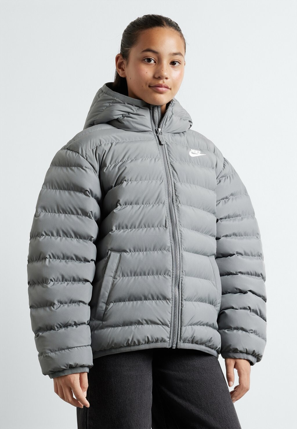 

Зимняя куртка UNISEX Nike, серый