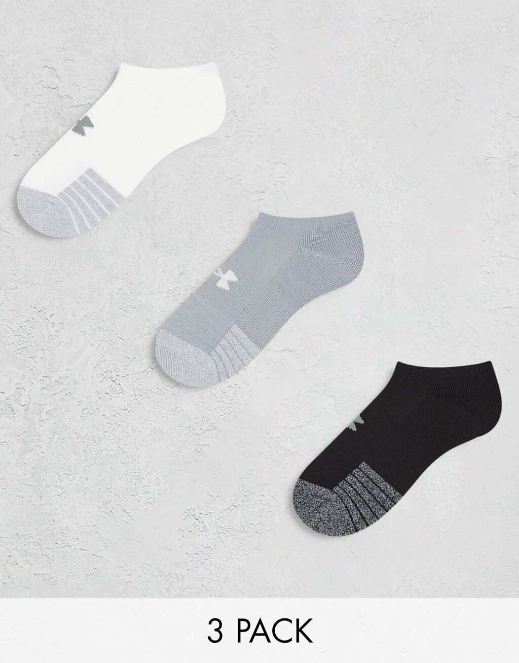 

Набор из трех разноцветных носков-невидимок Under Armour Heatgear
