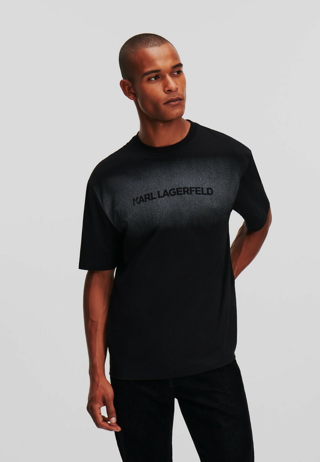 

Футболка с принтом Faded Gradient KARL LAGERFELD, черный