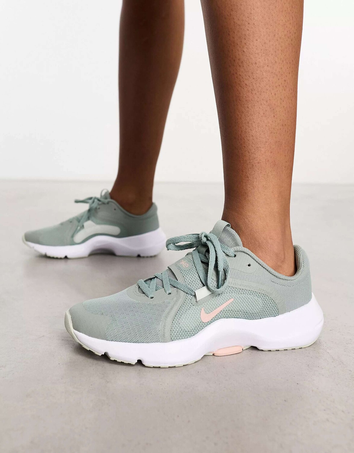 

Зеленые кроссовки Nike In-Season TR 13