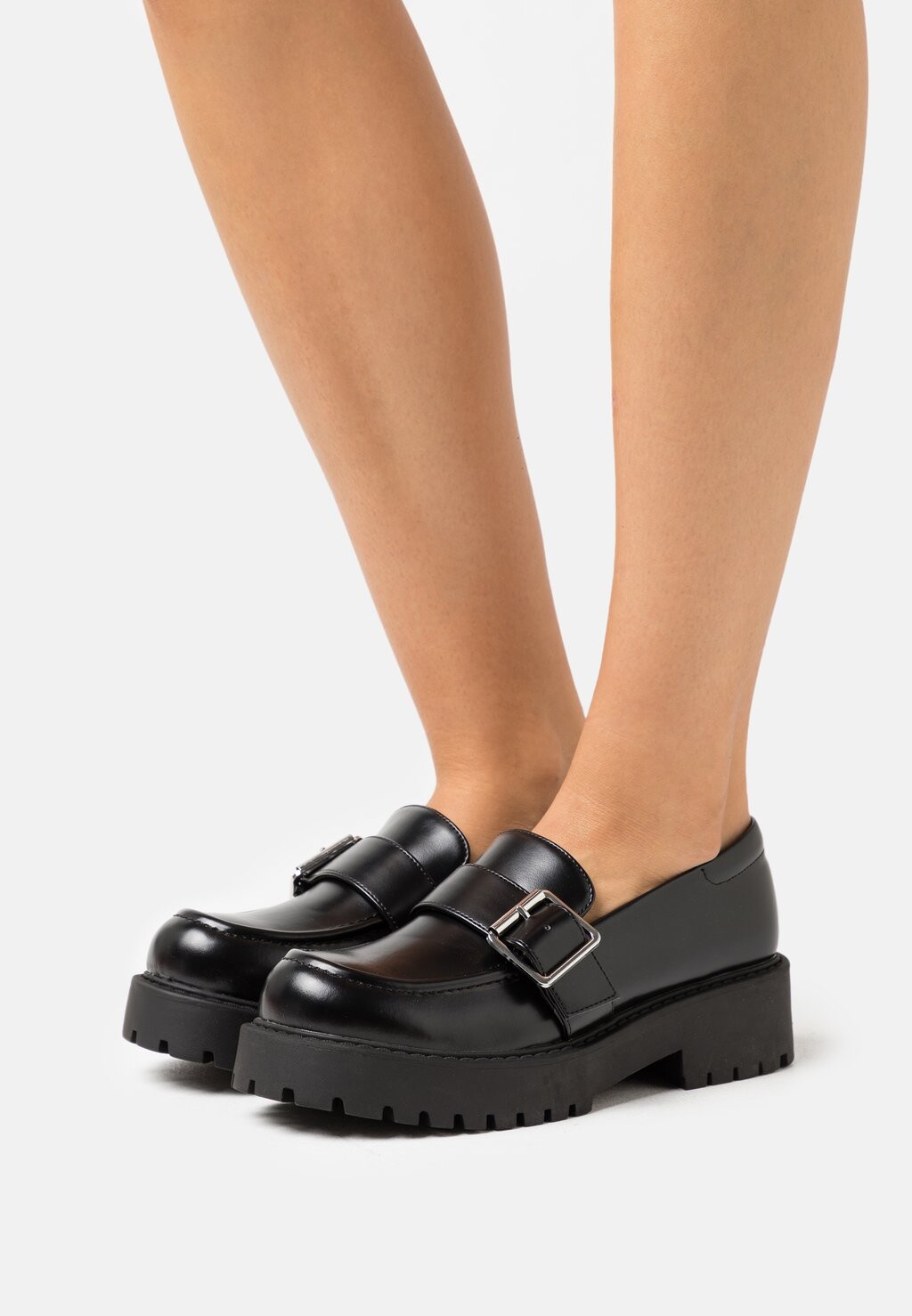 

Лоферы Monki