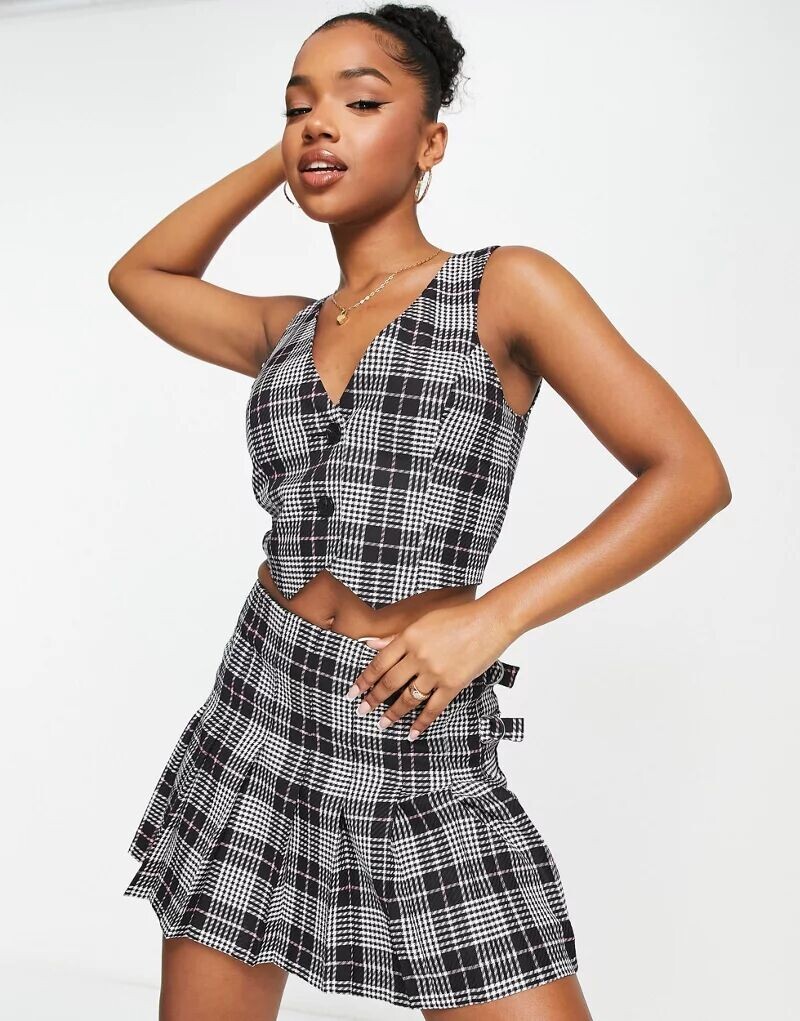 

Мини-юбка в клетку с пряжкой в ​​клетку Miss Selfridge