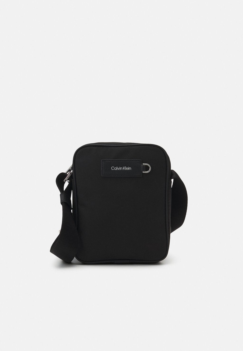 

Сумка через плечо Calvin Klein, черный