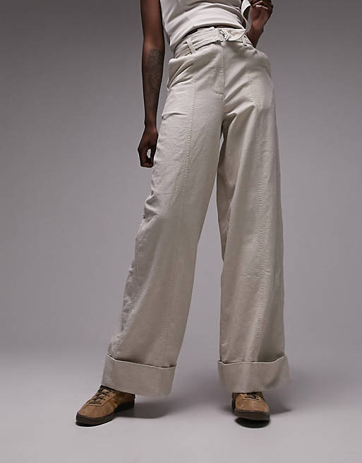 цена Бежевые брюки Topshop Tall с завышенной талией, поясом и отворотом по низу