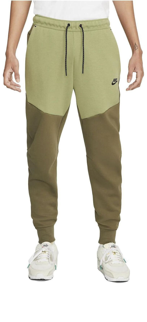 

Кроссовки Nike Sportswear Tech Fleece Joggers Medium 'Olive Alligator', зеленый