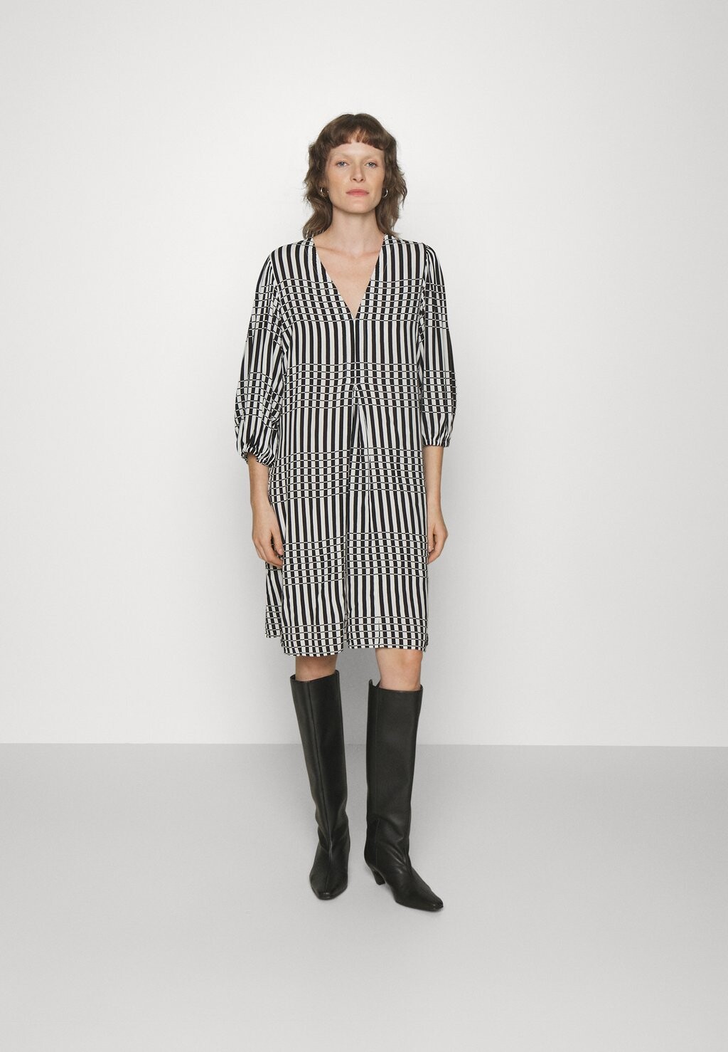 

Дневное платье SLFKANNY SHORT DRESS Selected Femme, белый