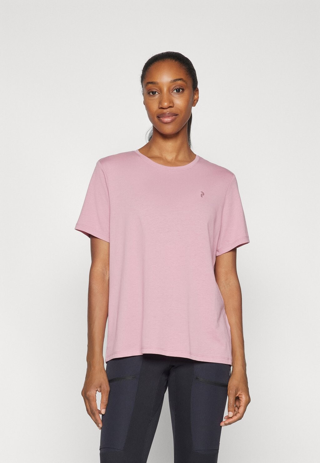 

Принт на футболке EXPLORE GRAPHIC TEE Peak Performance, светло-розовый