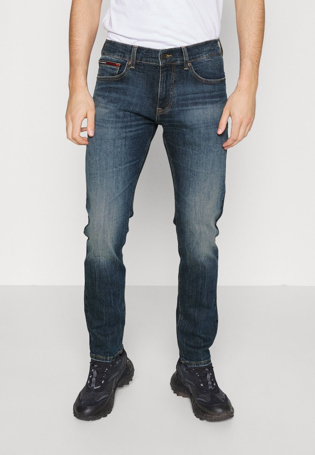 

Джинсы Slim fit Tommy Jeans