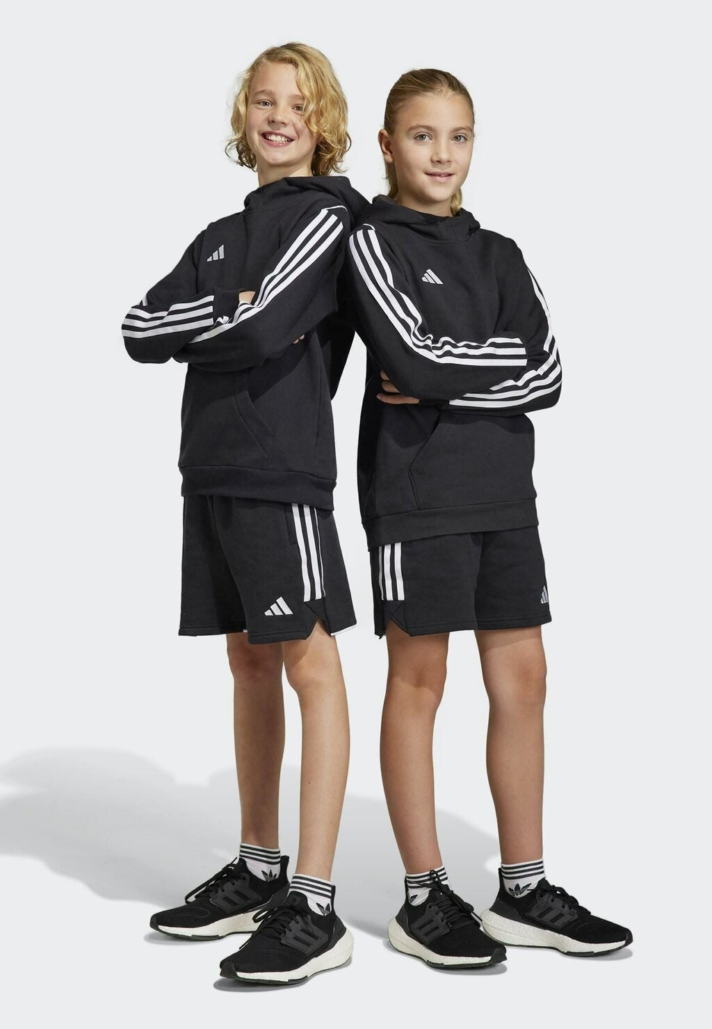

Шорты Tiro 23 League Adidas, черный
