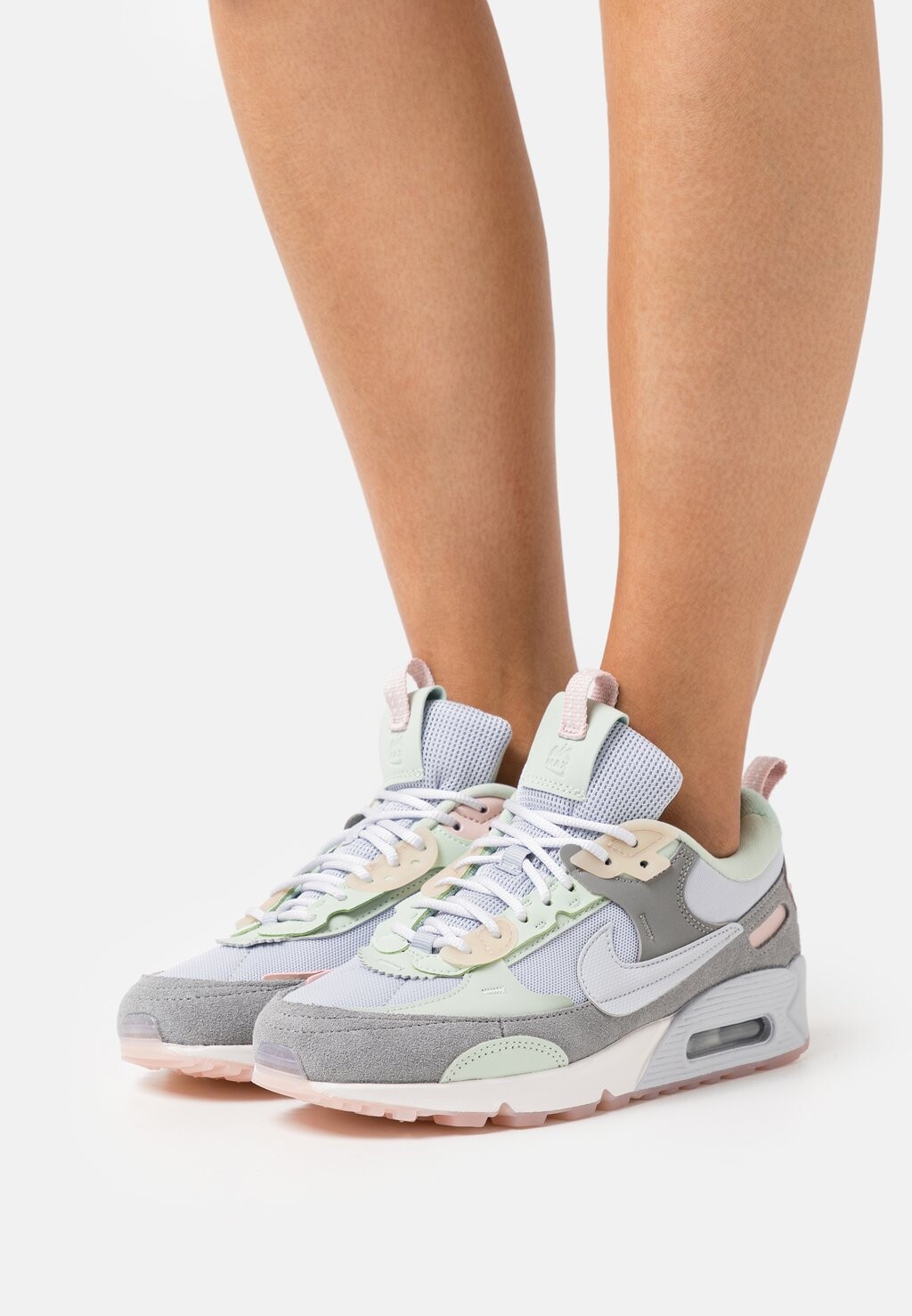 

Низкие кроссовки Nike, серый