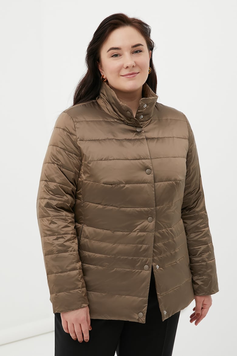 цена Зимняя стеганая куртка с карманами Finn Flare, коричневый