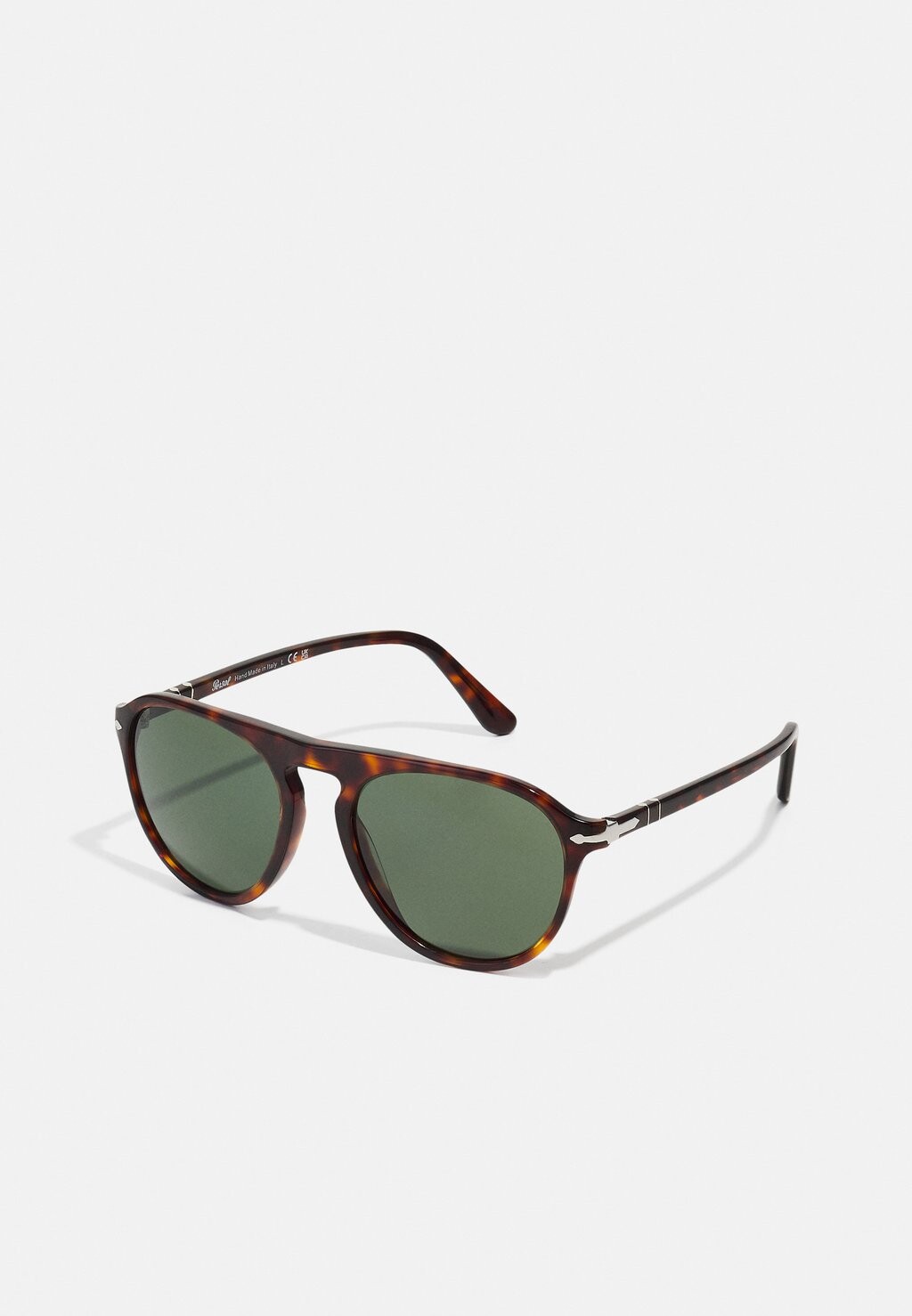 

Солнцезащитные очки Persol