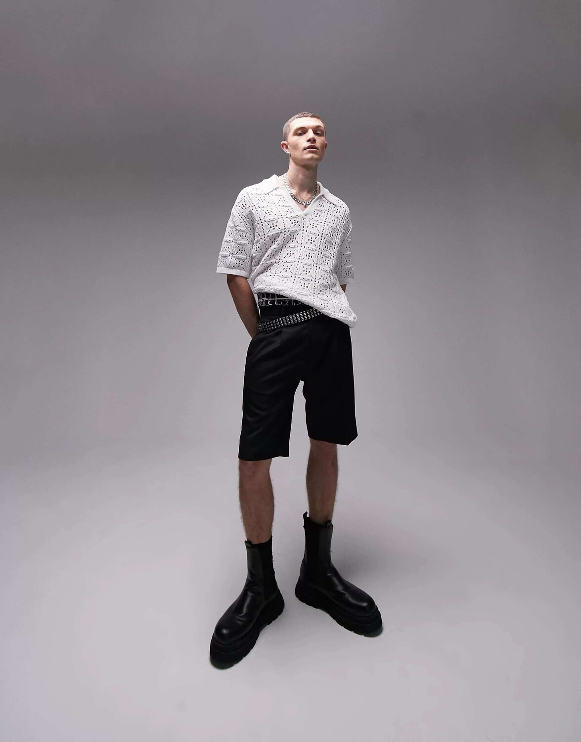 

Черные короткие шорты Topman с ярко выраженным твилом