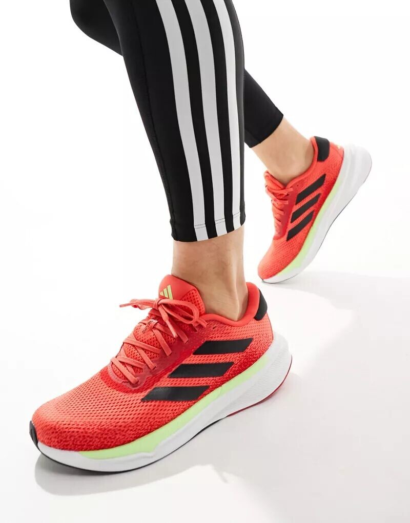 

Красно-черные кроссовки adidas Running Supernova Stride adidas performance