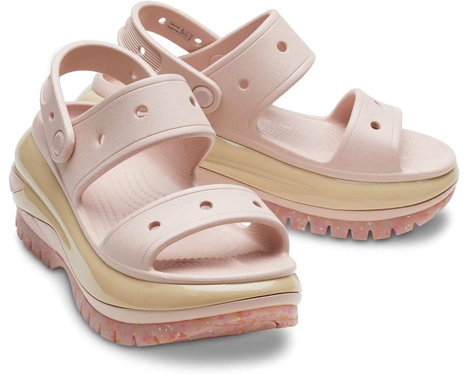 цена Туфли Crocs Classic Mega Crush Sandal, цвет Pink Clay