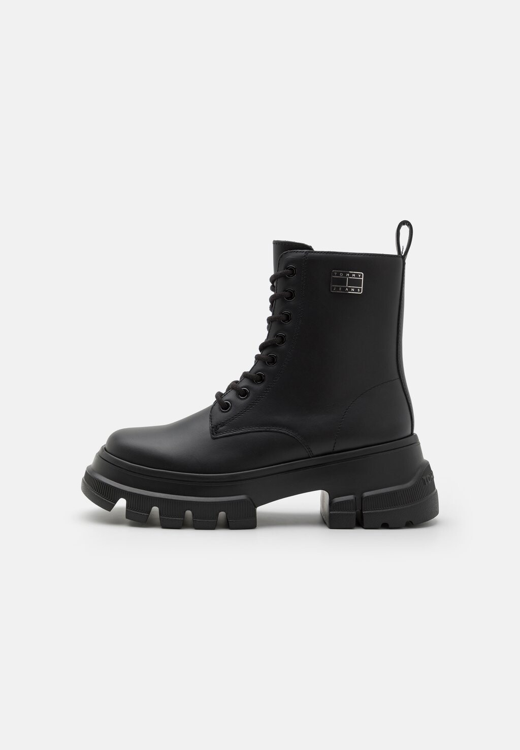 

Ботинки на платформе Tommy Jeans CHUNKY BOOT, черный