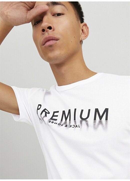 

Белая мужская футболка с круглым вырезом с принтом Jack & Jones, Белый