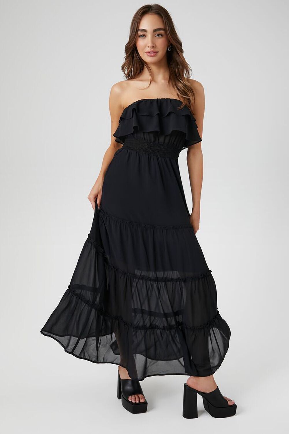 

Многоярусное платье-макси с рюшами Forever 21, черный