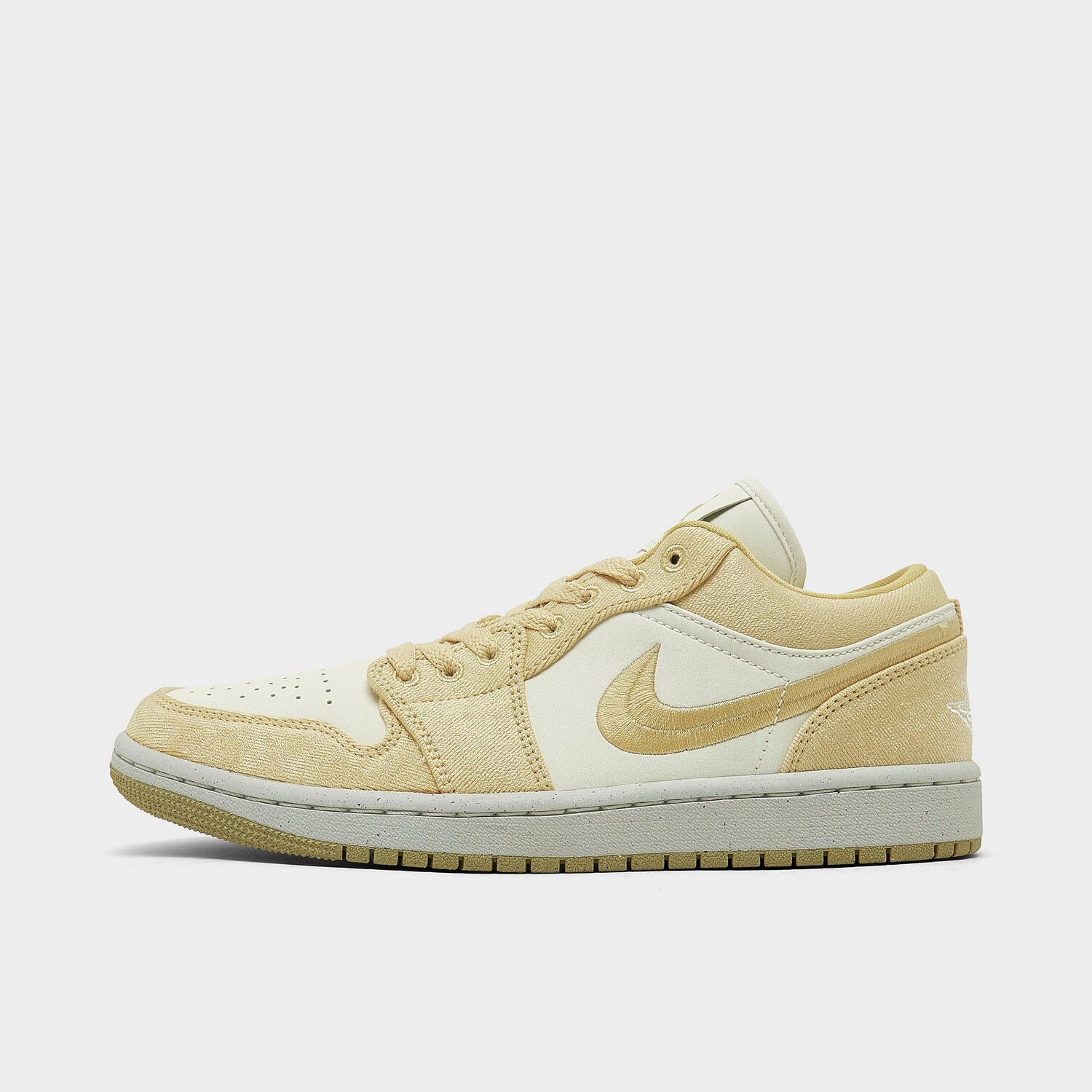 

Женские повседневные кроссовки Air Jordan 1 Low SE, желтый