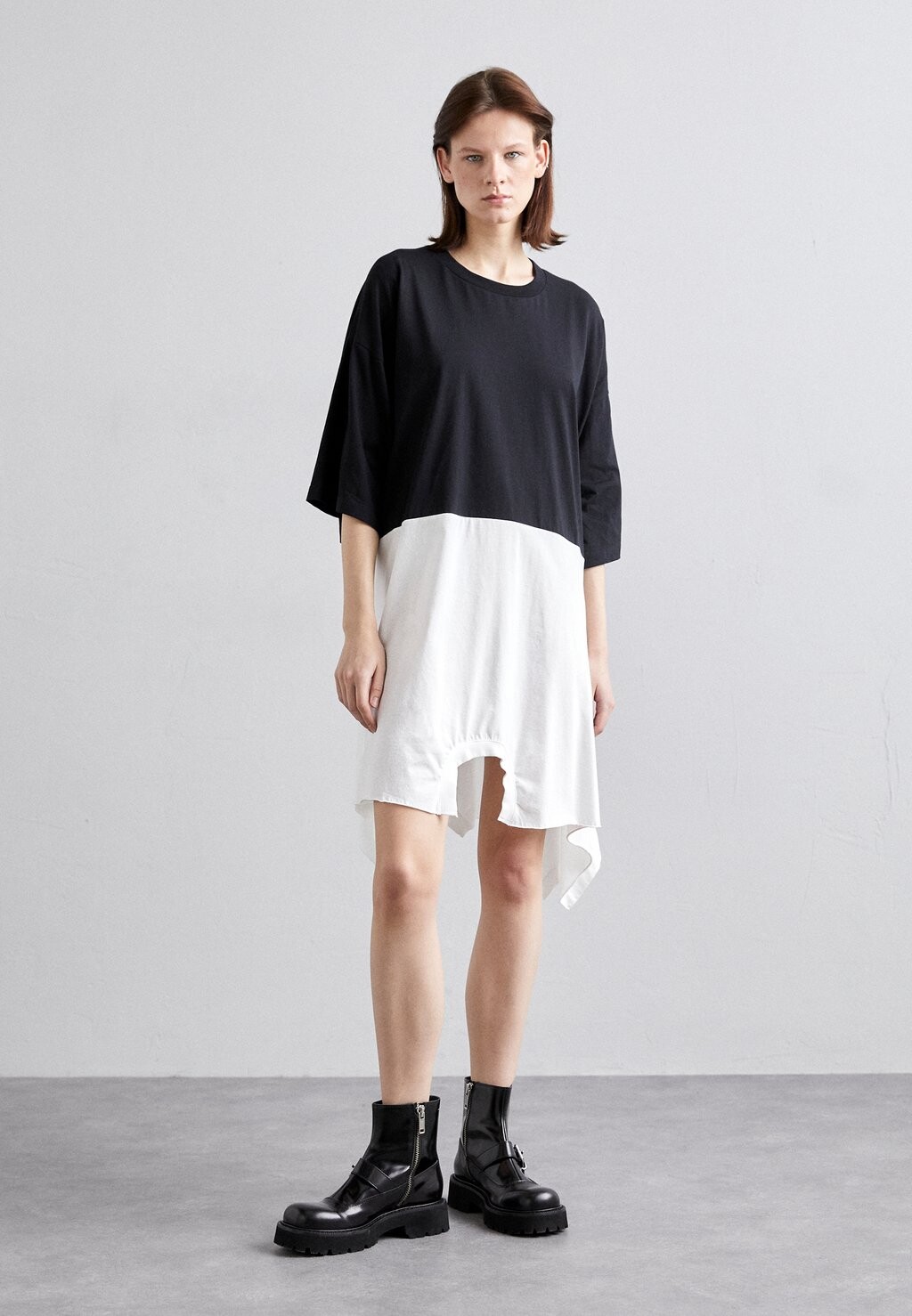 

Платье из джерси Dress MM6 Maison Margiela, цвет black/white