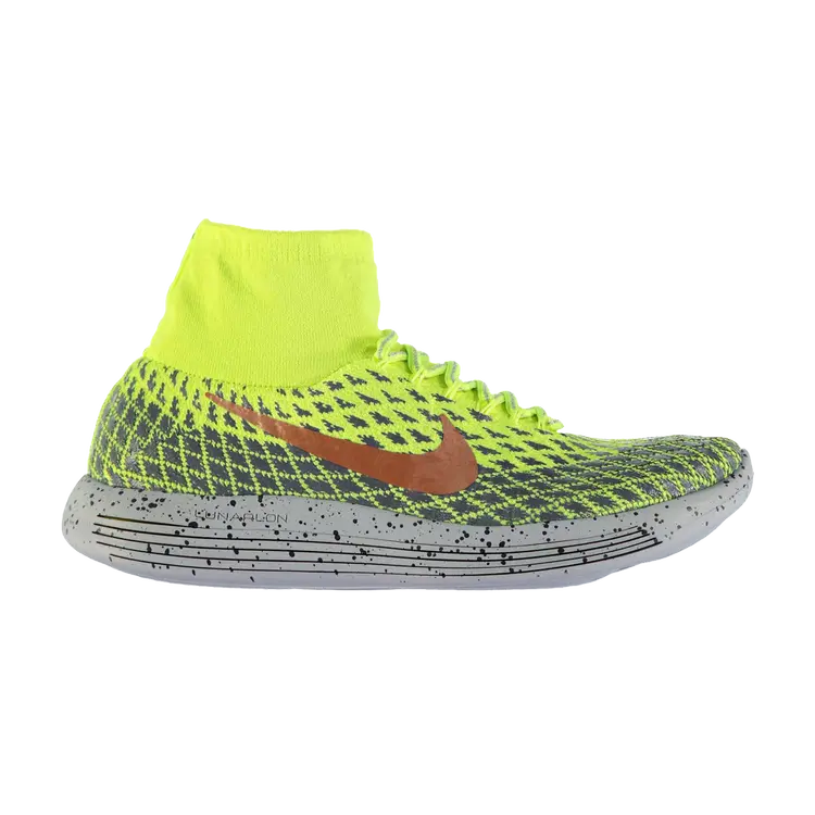 

Кроссовки Nike LunarEpic Flyknit Shield 'Volt', зеленый
