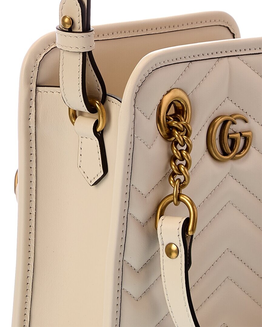 

Миниатюрная кожаная сумка через плечо Gucci GG Marmont, белый