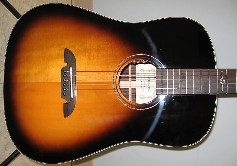 

Акустическая гитара Alvarez MDR70ESB 12th Fret Acoustic Electric Guitar Sunburst w/Alvarez case