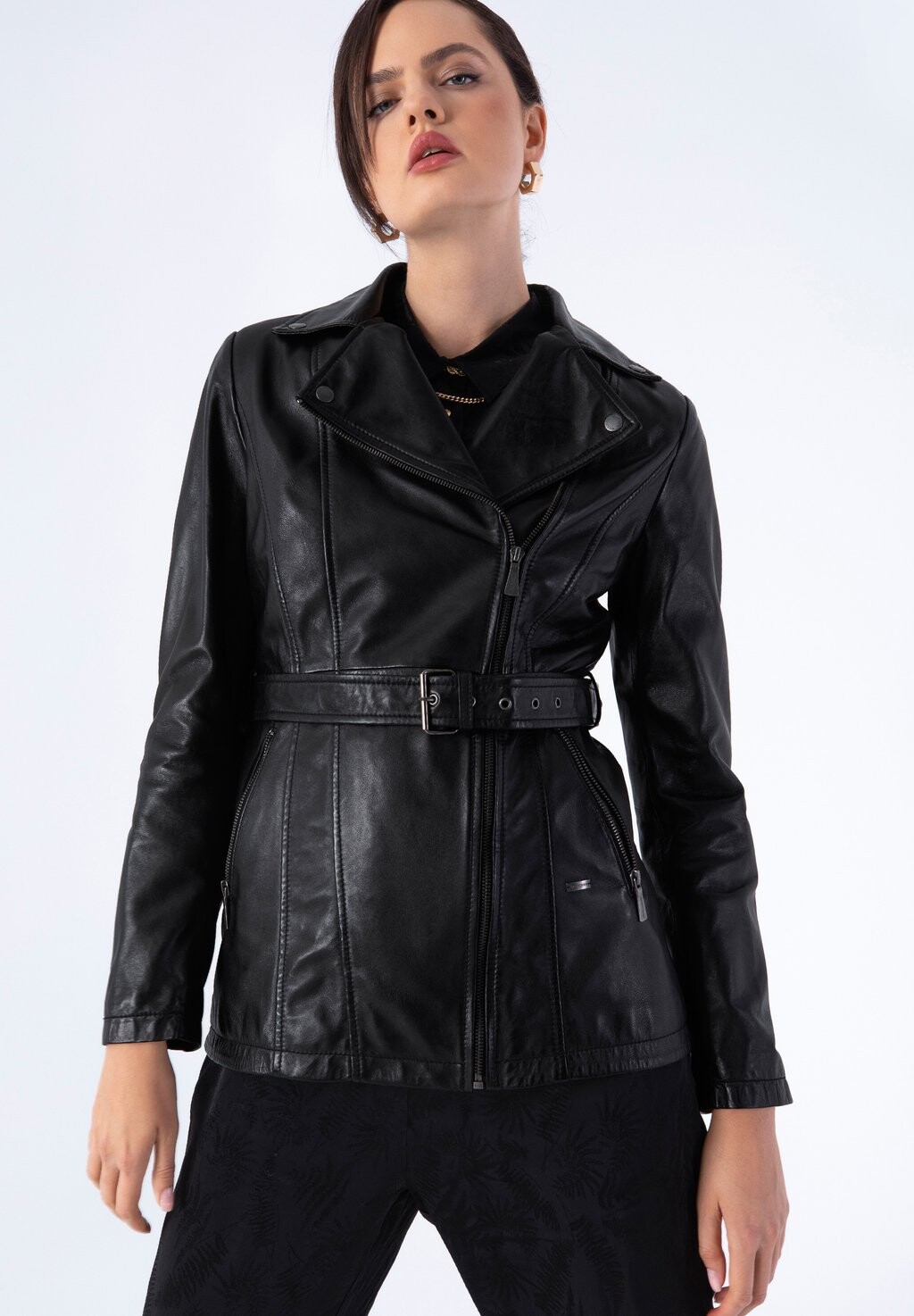 

Короткое пальто WITTCHEN, цвет black