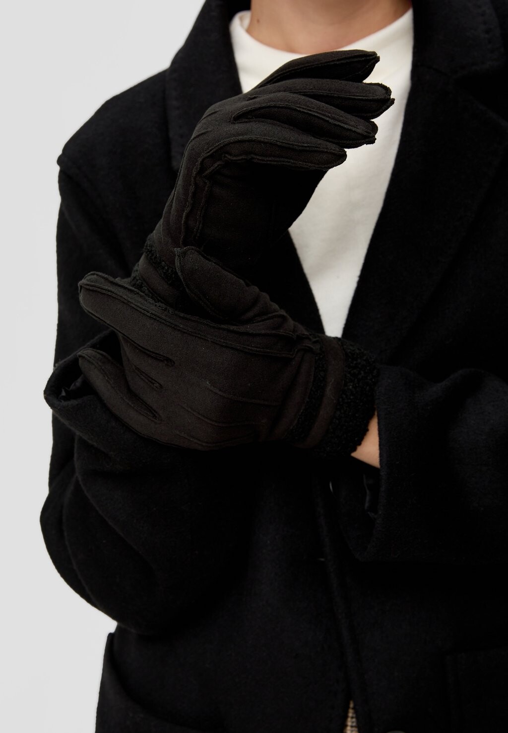 

Перчатки FINGER s.Oliver, цвет schwarz