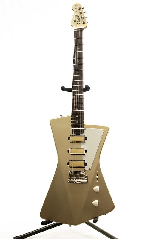 

Электрогитара Sterling St. Vincent Signature Goldie 2023 - Present - Cashmere