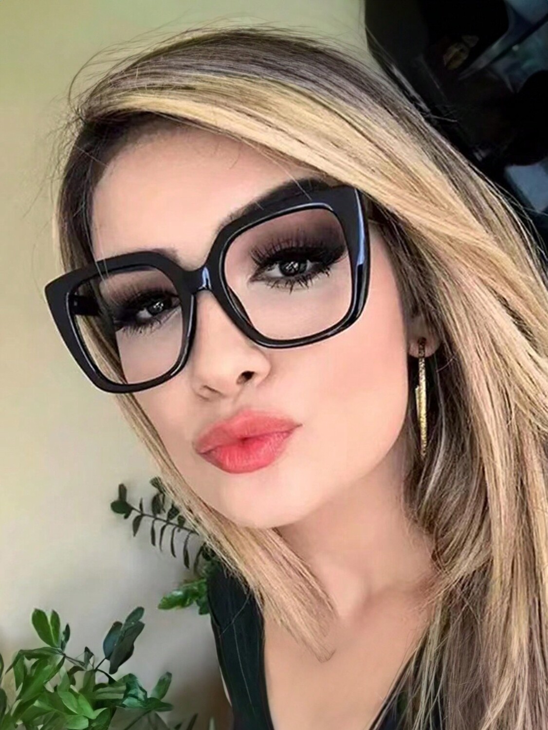 

Очки женские в стиле кошачий глаз, черный