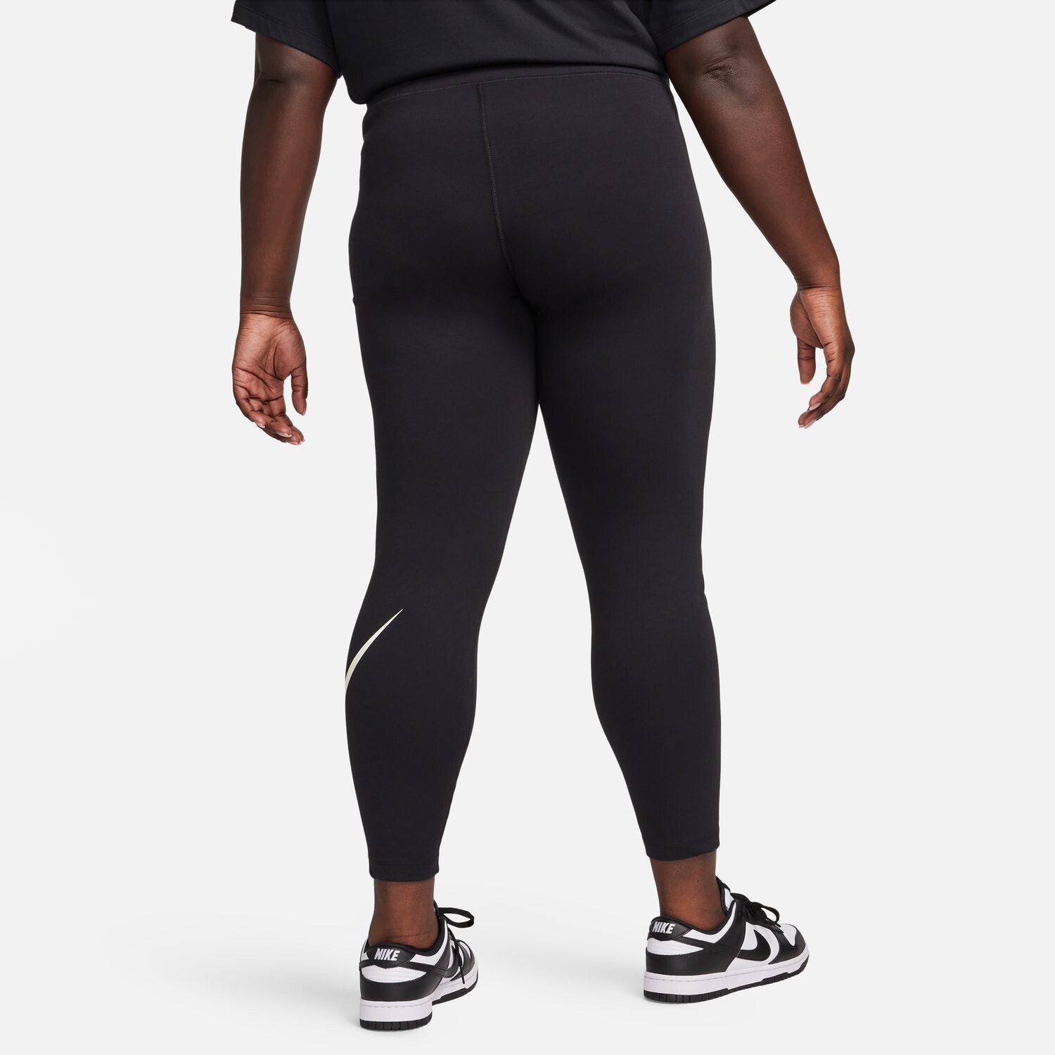 

Леггинсы для активного отдыха с высокой посадкой и логотипом Nike Swoosh больших размеров Nike, черный
