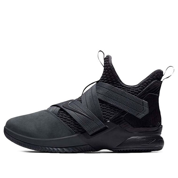 цена Кроссовки Nike LeBron Soldier 12 SFG EP Black, черный