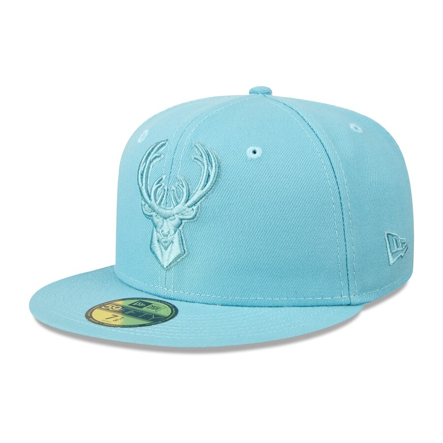 

Бейсболка New Era Milwaukee Bucks, синий