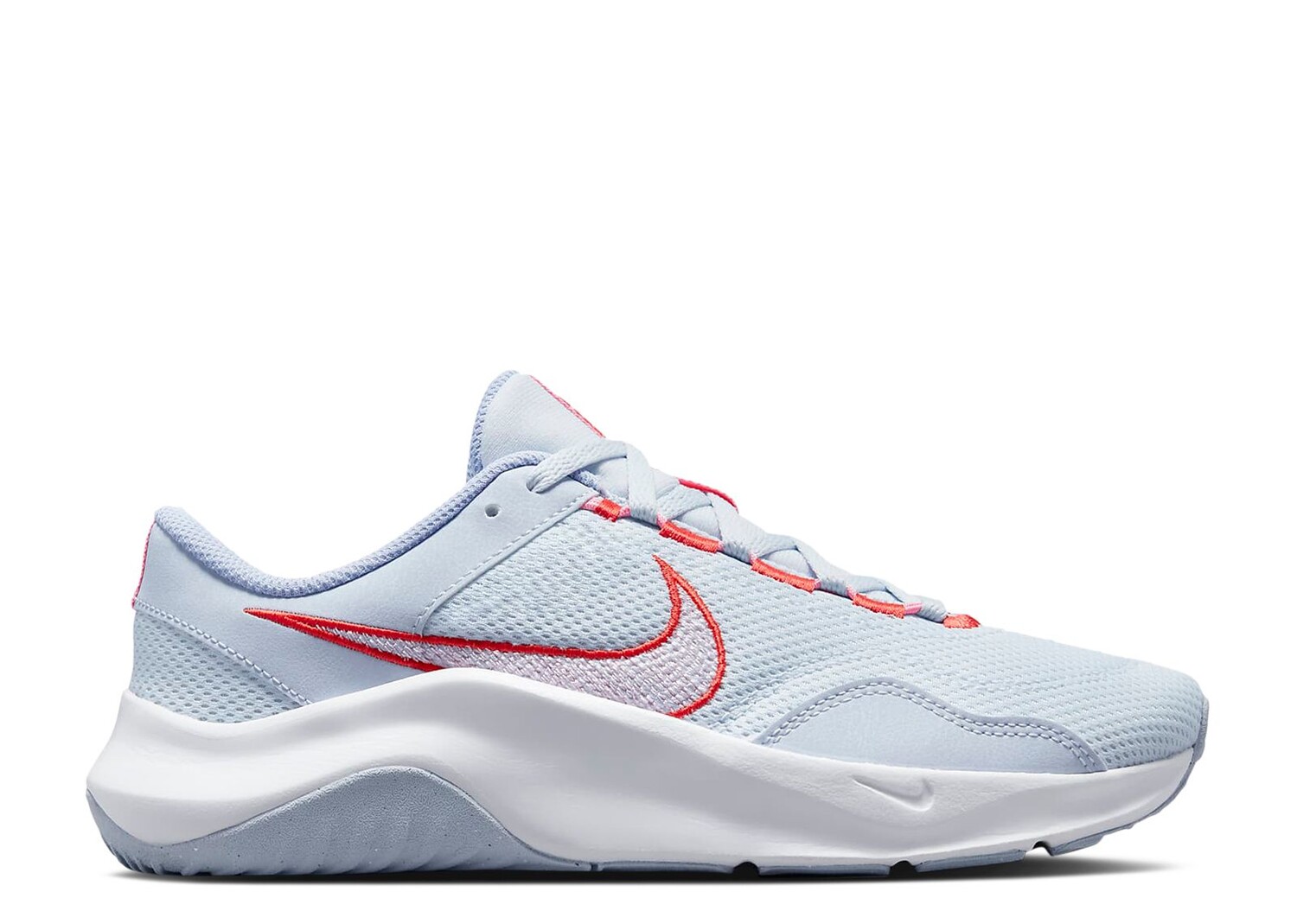 

Кроссовки Nike Wmns Legend Essential 3 Next Nature 'Football Grey Red', серый