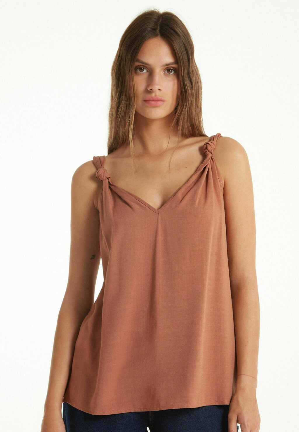 

Топ SLEEVELESS WITH KNOTS Tezenis, цвет braun/medium brown