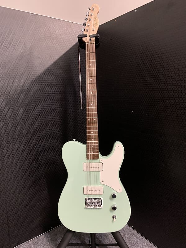 

Электрогитара Squier Paranormal Baritone Cabronita Telecaster 2021 - Present - Surf Green