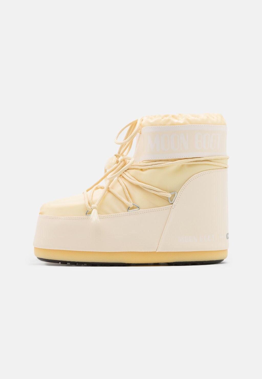 

Ботинки зимние Moon Boot