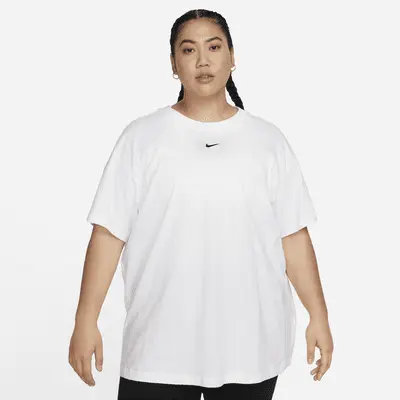 

Футболка Nike Sportswear Essential, белый/черный